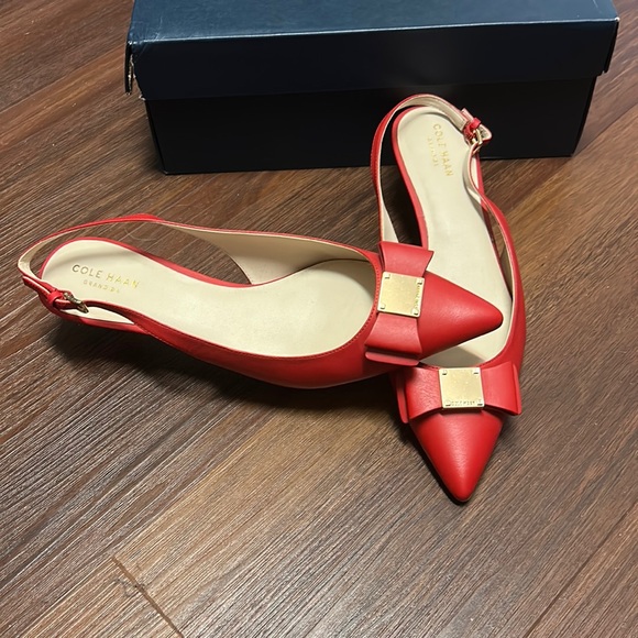 New Cole haan kitten heel bow slink back size 9 - Picture 3 of 5
